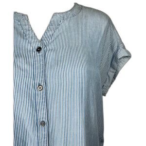CHICO's SZ 2 Medium Blue White Stripe Cap Cuffed Short Sleeve Button Blouse